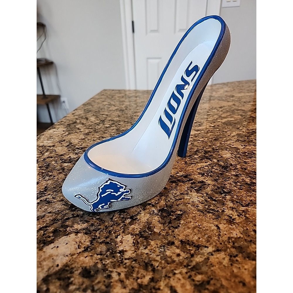 DETROIT LIONS NFL‎ HIGH HEEL WINE BOTTLE HOLDER